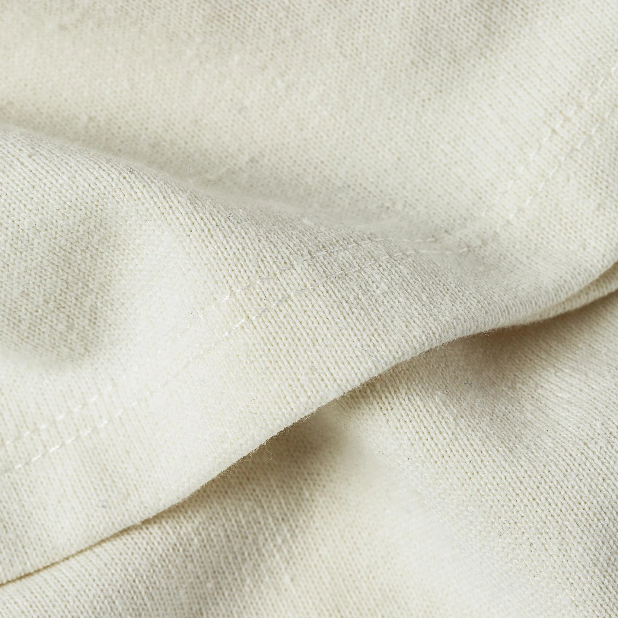 The Short Sleeve Heavy Bag Henley in Natural - Image 7