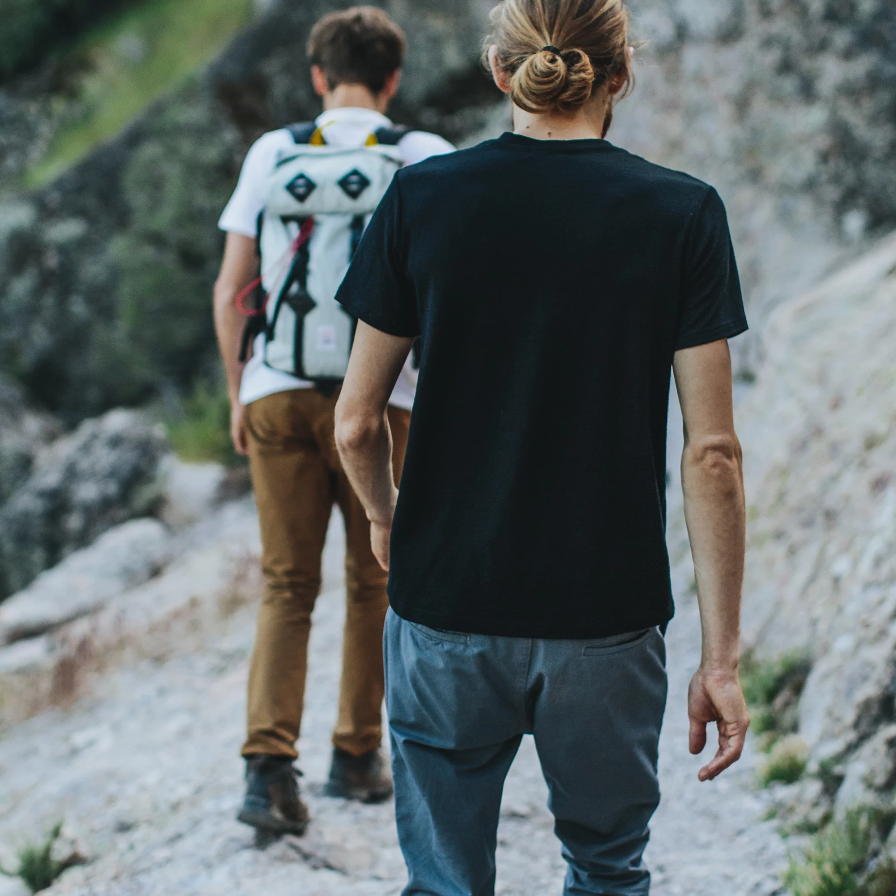 The Short Sleeve Henley in Black Merino - Image 5