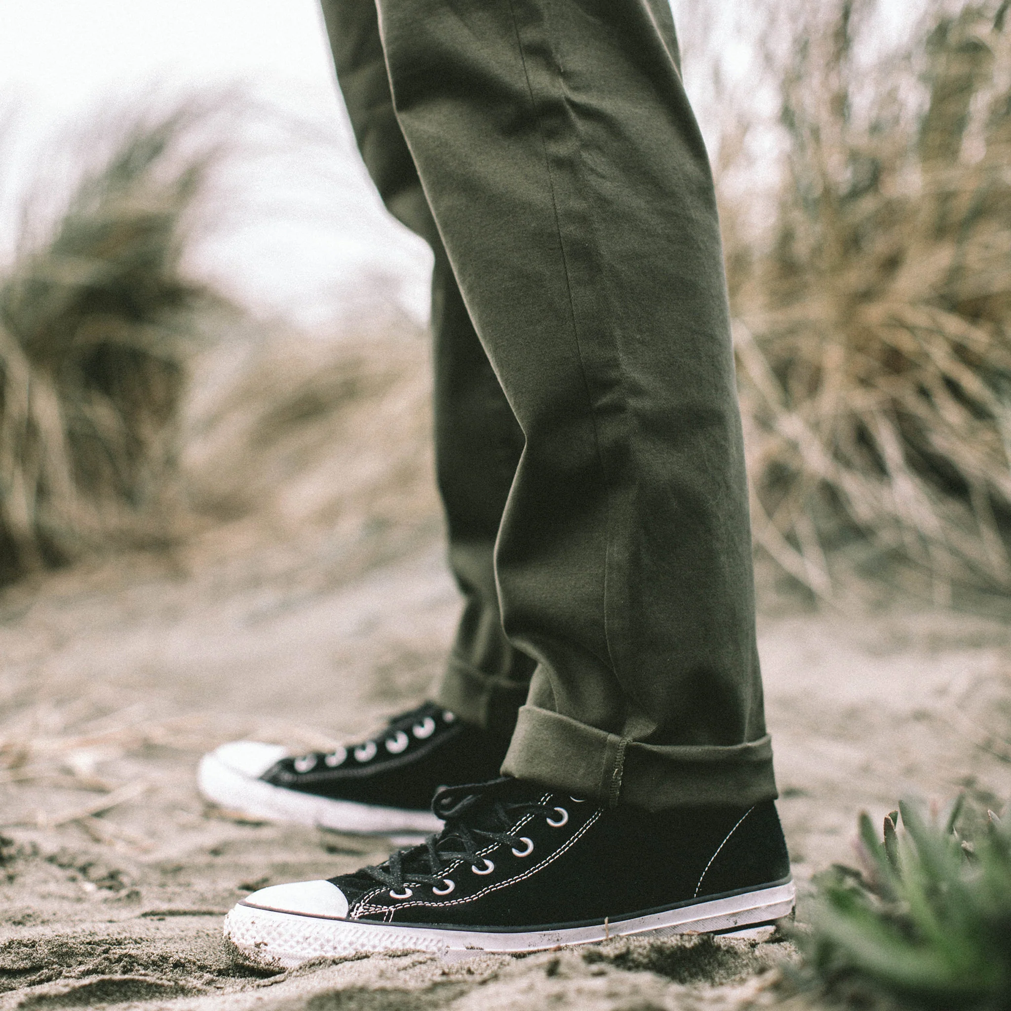 The Slim Chino in Organic Olive - Image 4