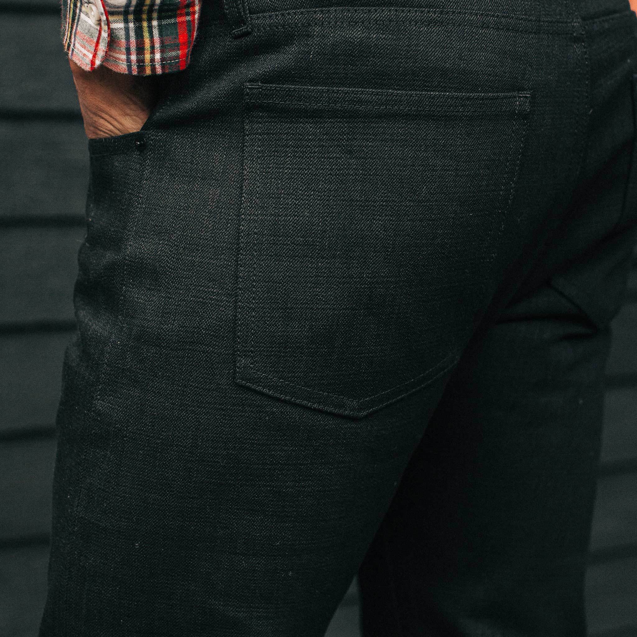 The Slim Jean in Black Selvage - Image 5
