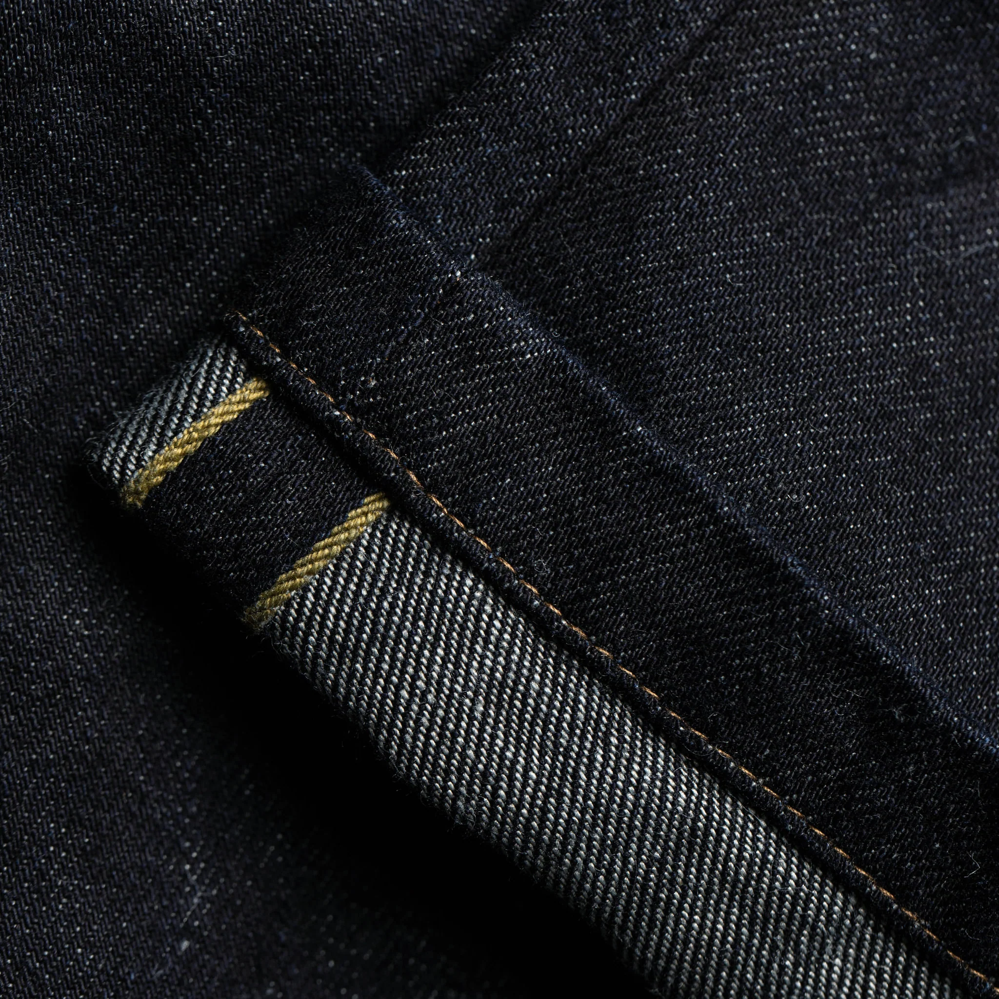 The Slim Jean in Sol Selvage - Image 13