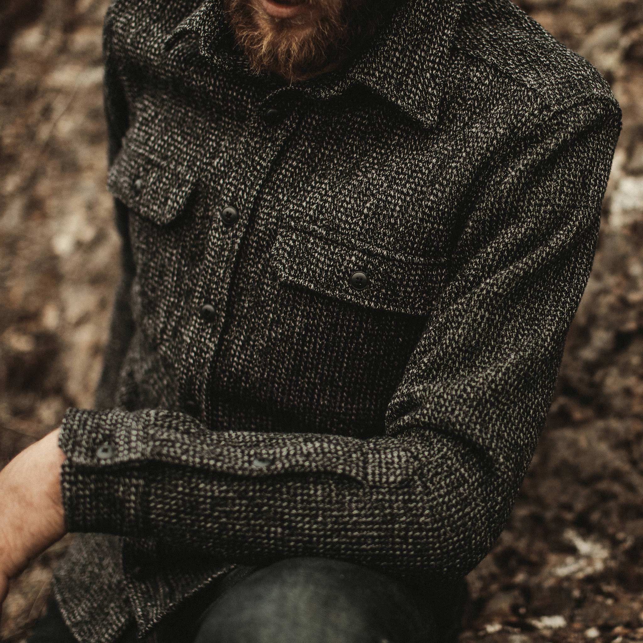 The Summit Shirt in Heather Charcoal Waffle - Image 3