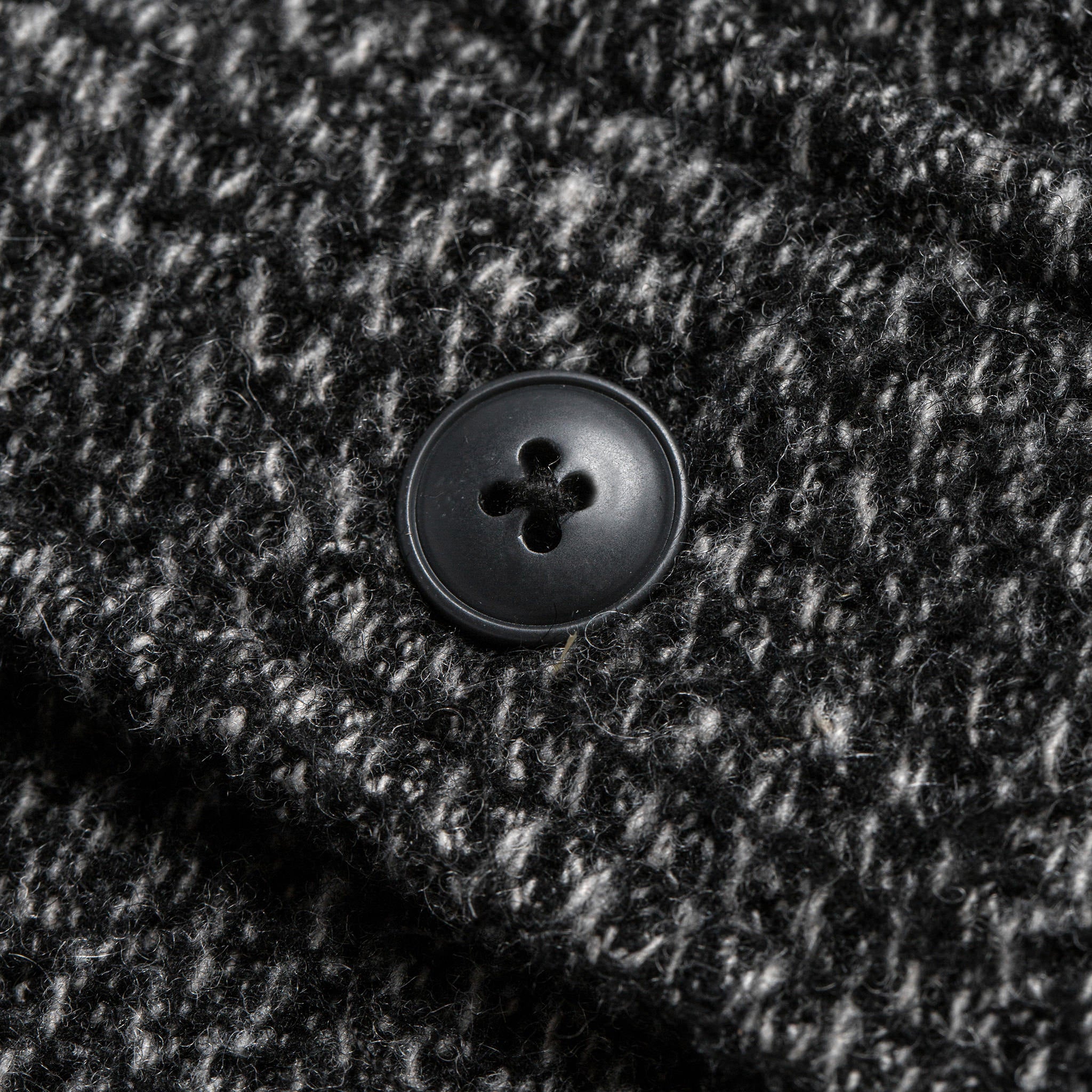 The Summit Shirt in Heather Charcoal Waffle - Image 8