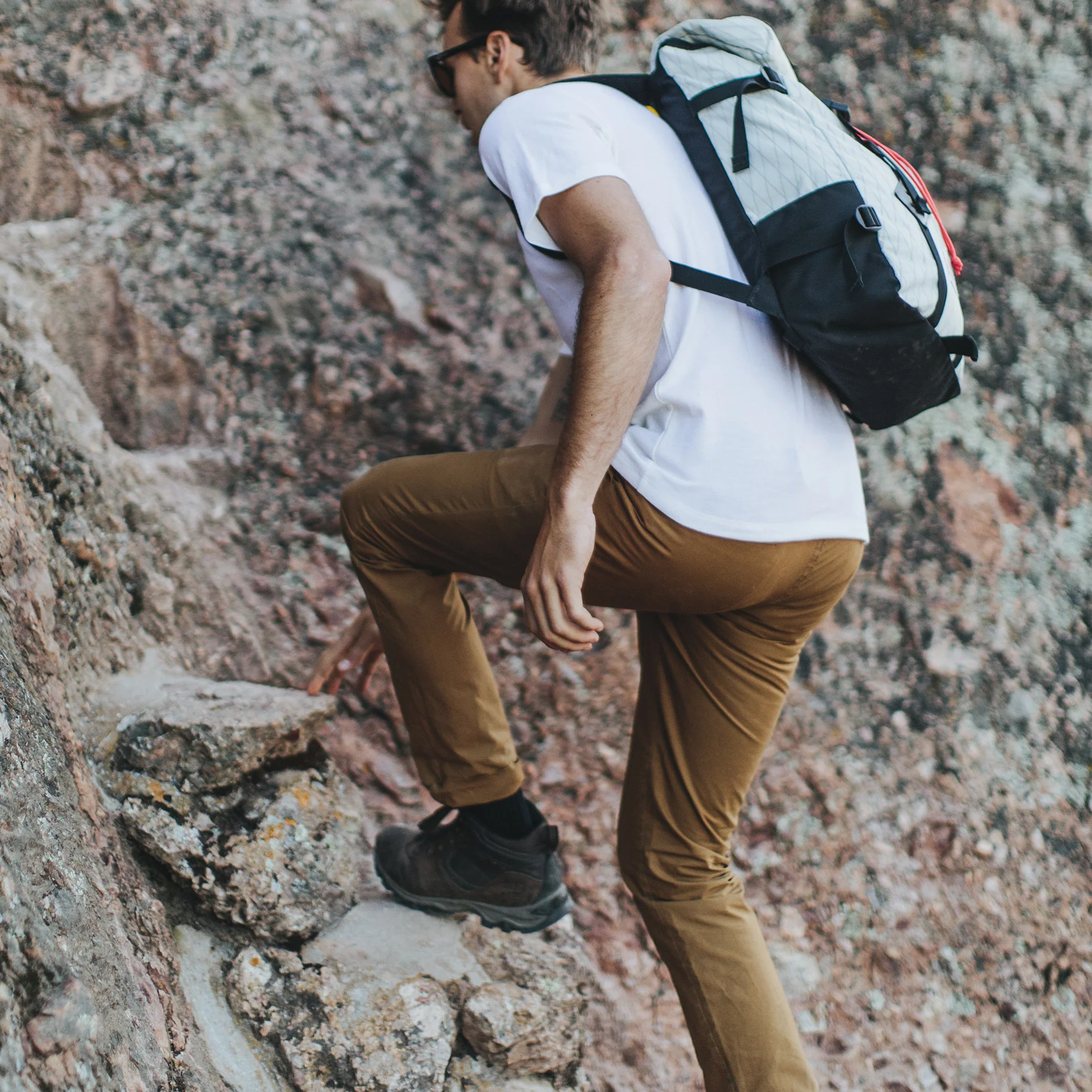 The Travel Chino in British Khaki - Image 3