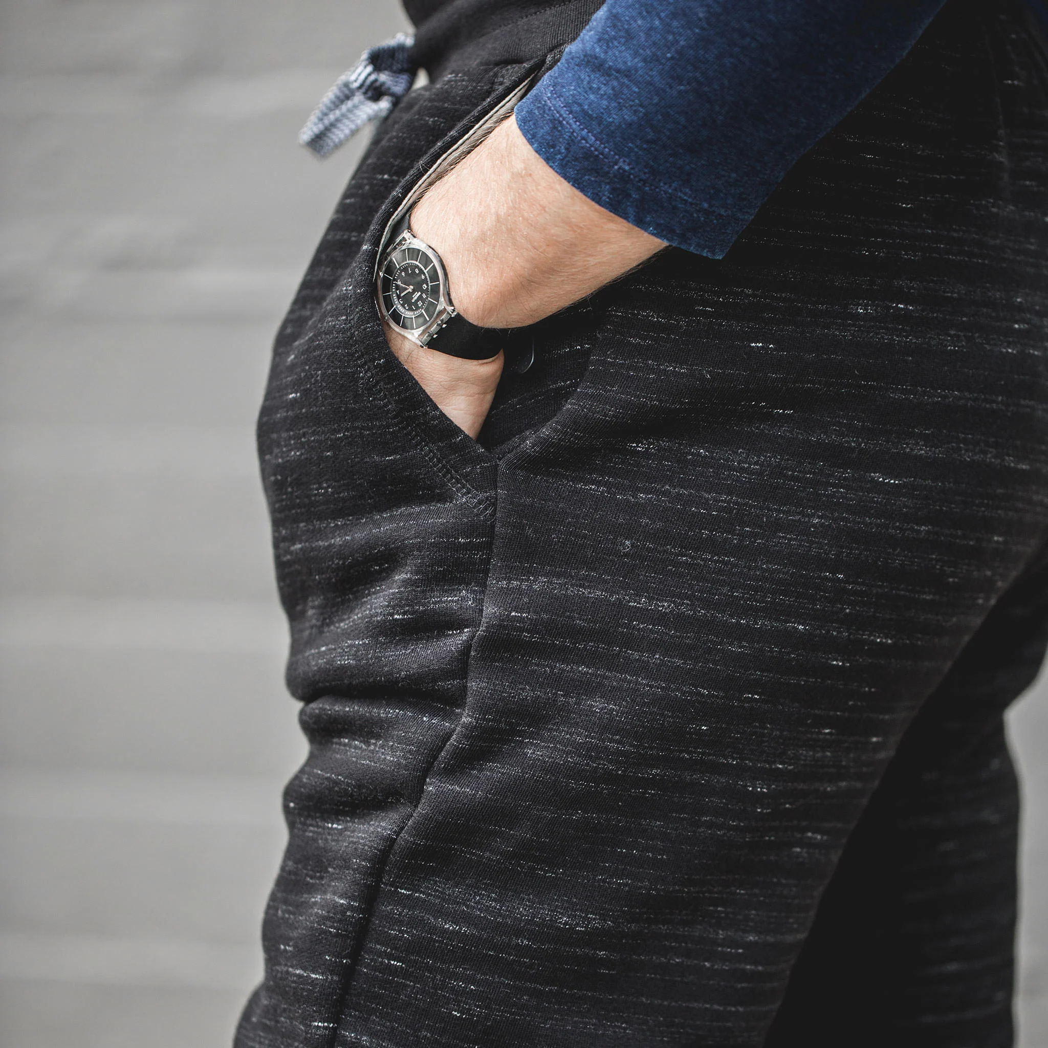 The Travel Pant in Black Fleece - Image 5