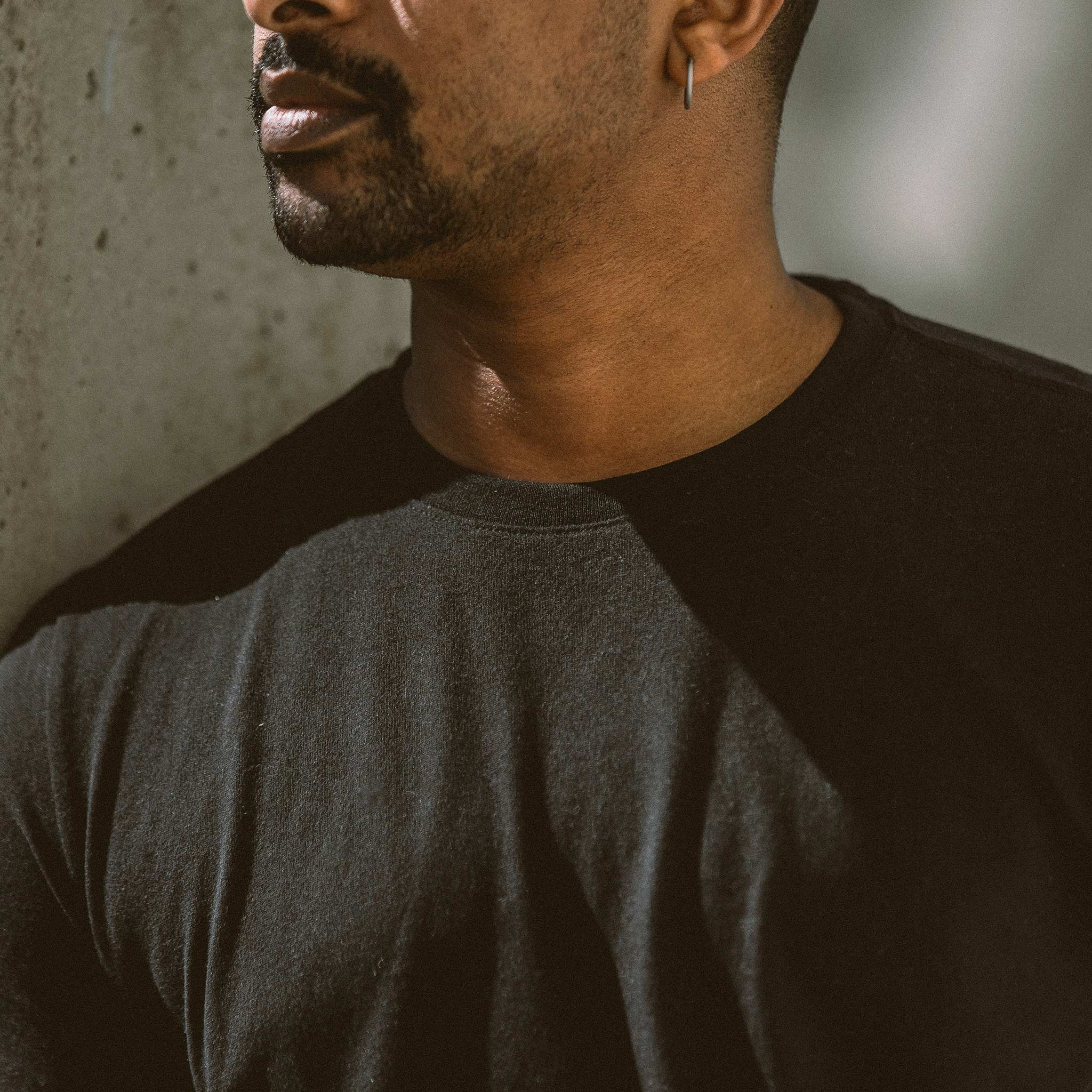 The Triblend Tee in Black - Image 3