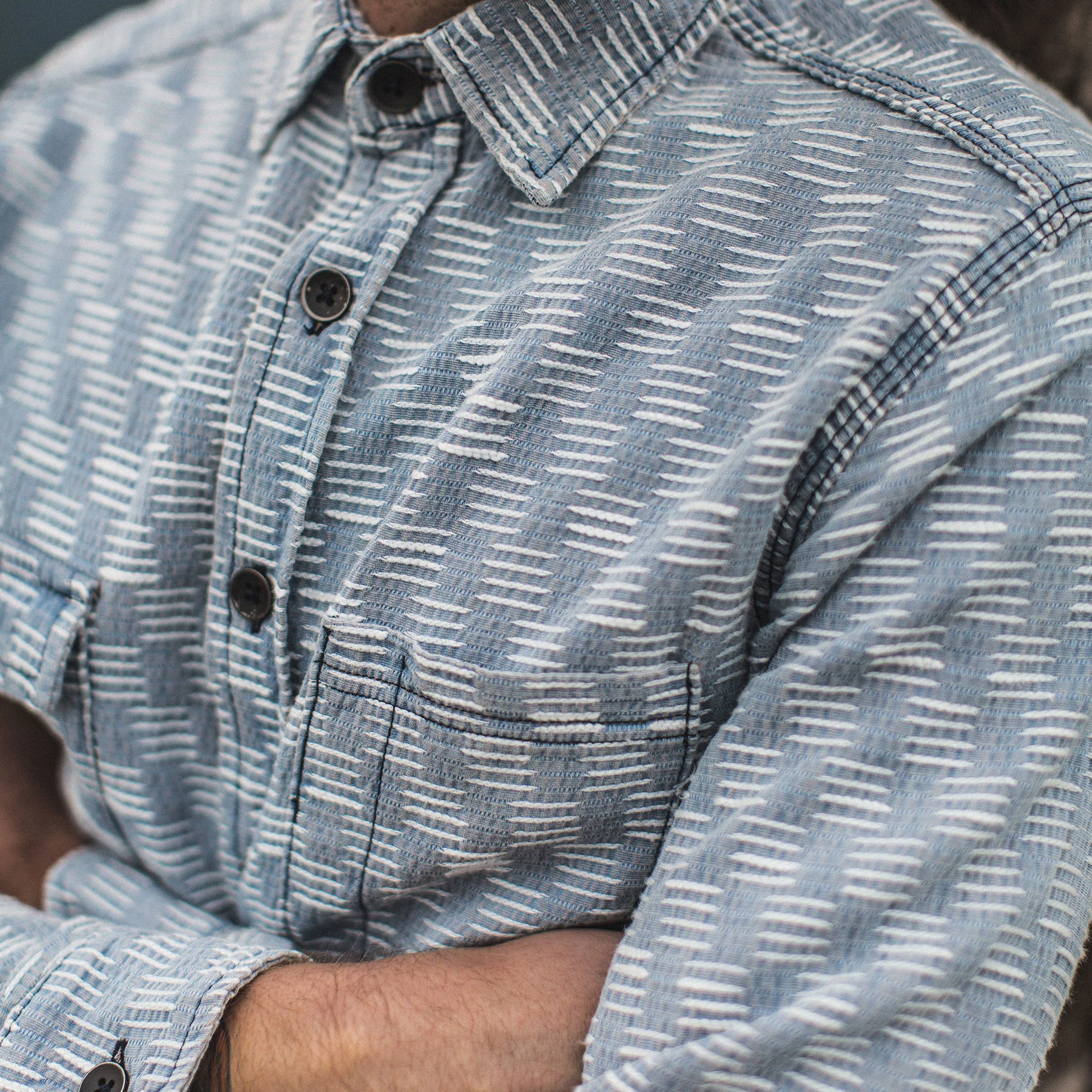 The Utility Shirt in Washed Indigo Jacquard - Image 3
