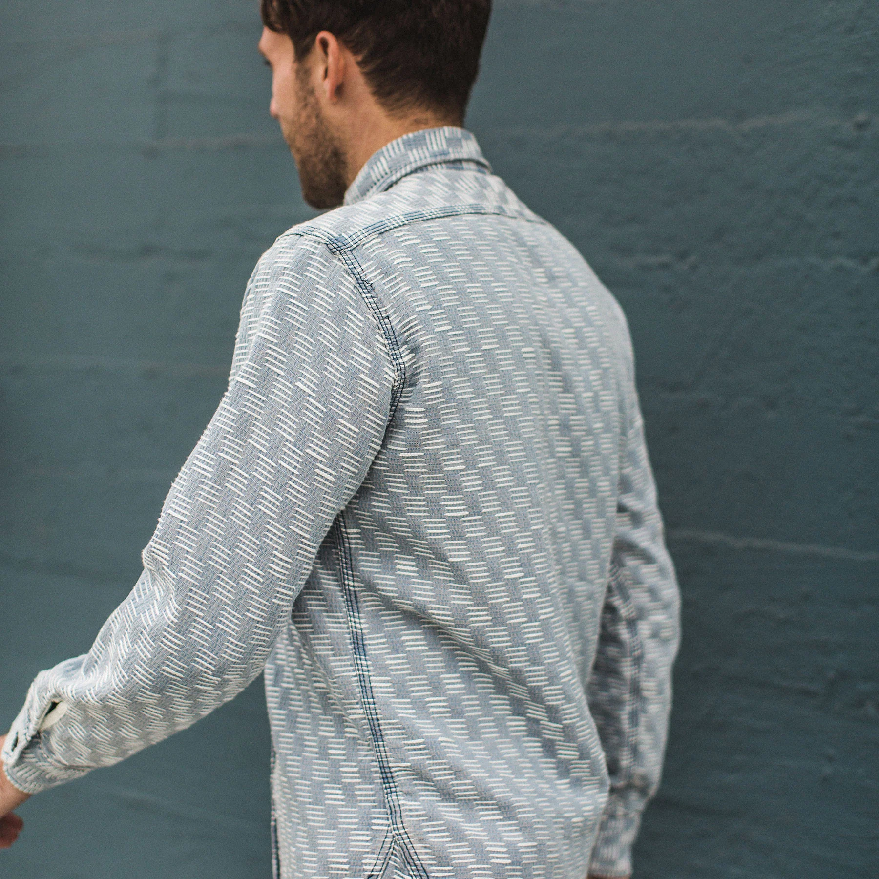 The Utility Shirt in Washed Indigo Jacquard - Image 5