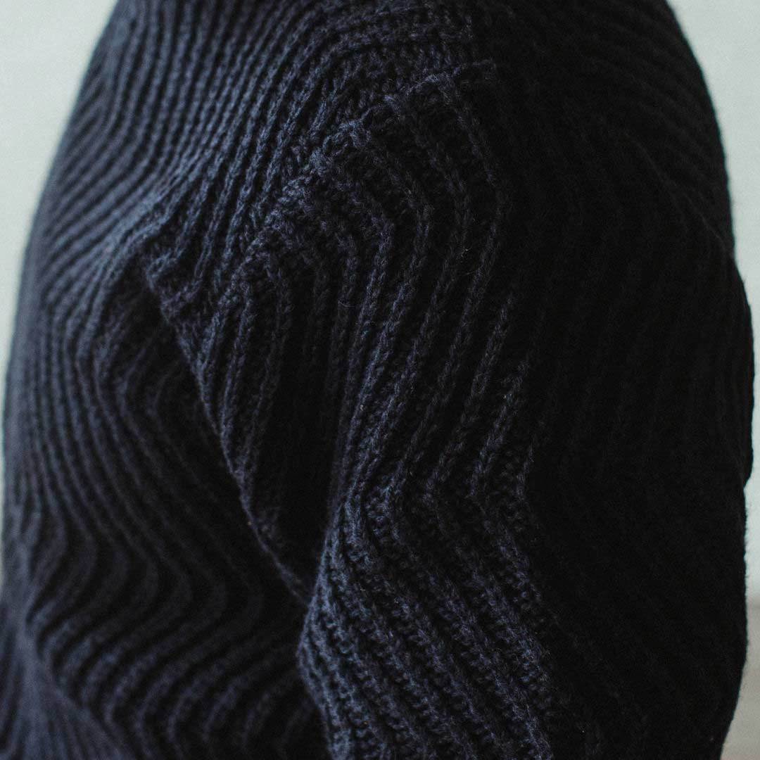 The Wave Sweater in Navy - Image 5