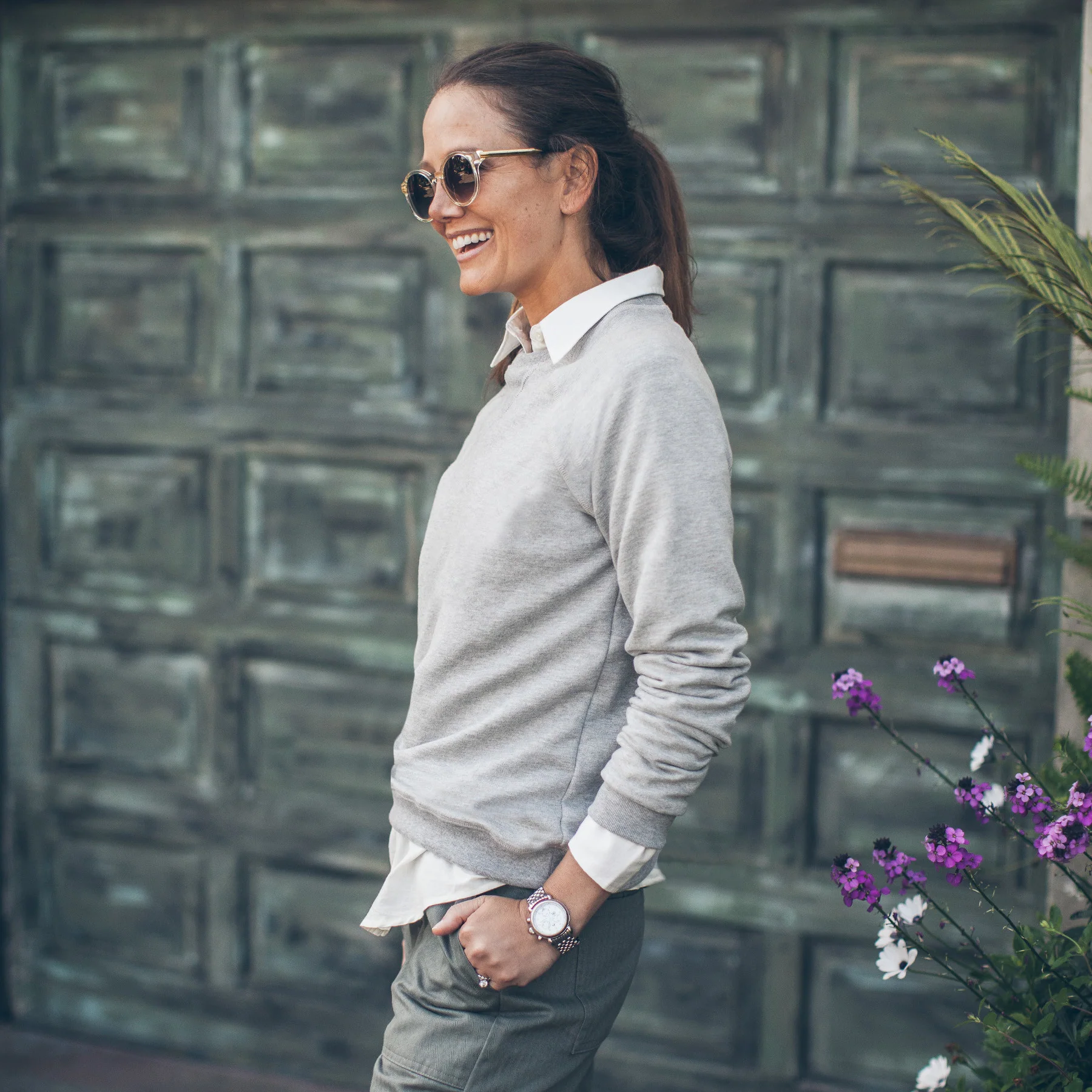 The Weekend Sweatshirt in Heather Grey - Image 3
