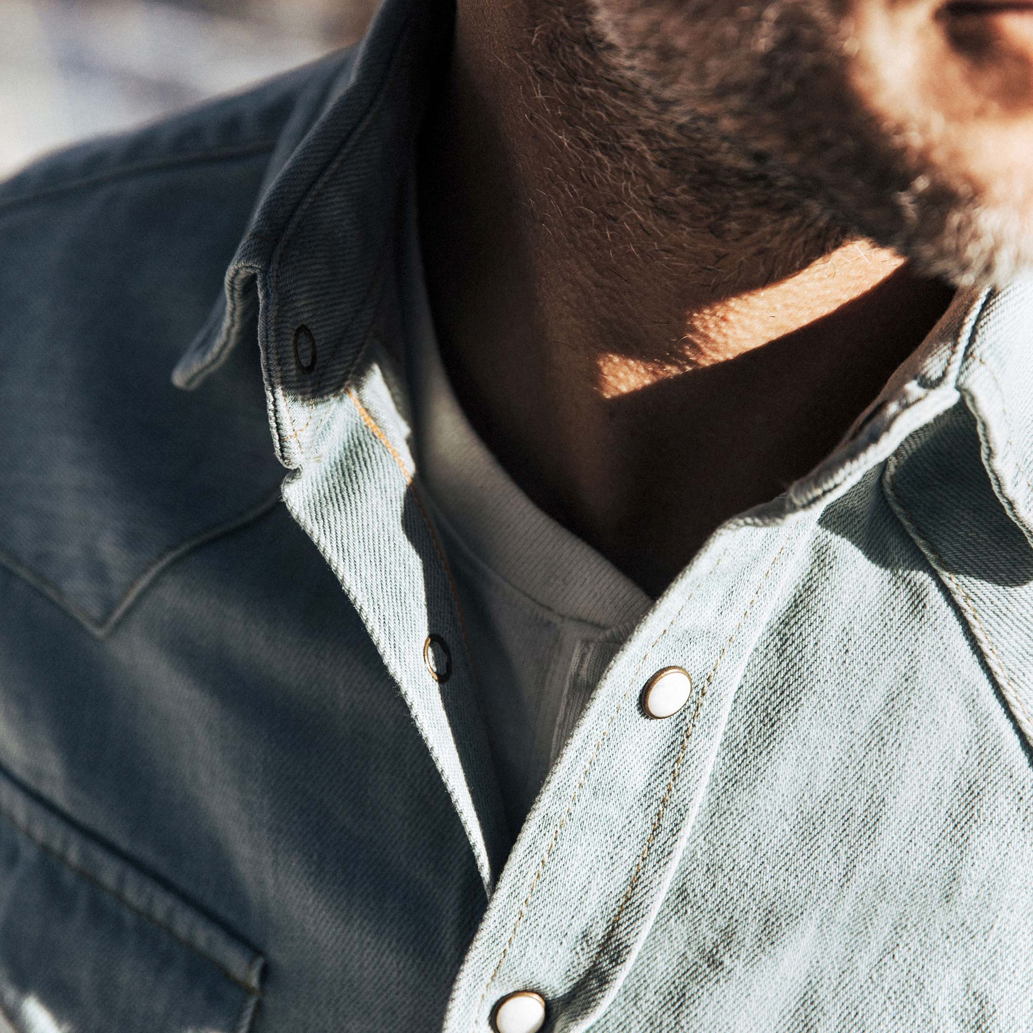 The Western Shirt in Washed Denim - Image 4