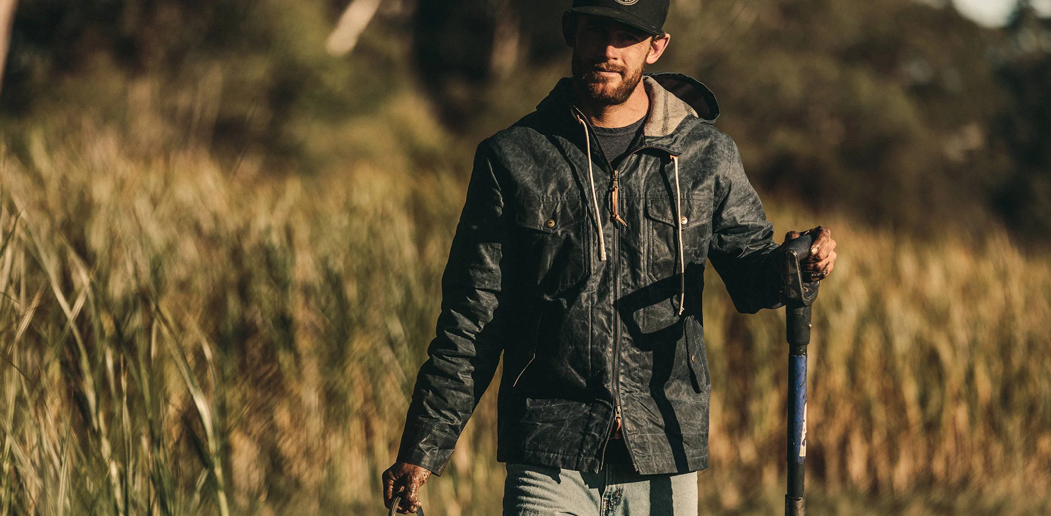 The Winslow Parka in Navy - Image 15