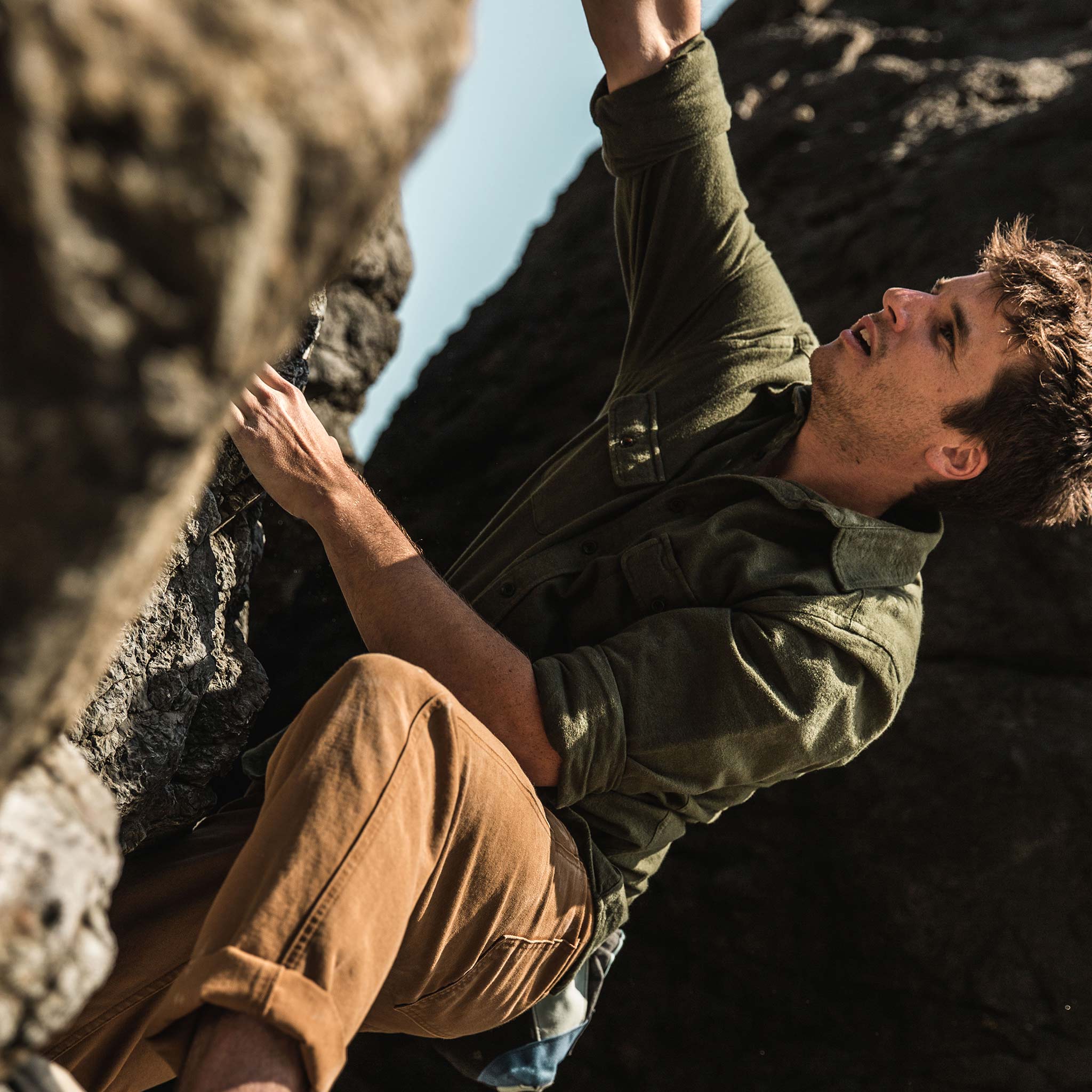 The Yosemite Shirt in Hunter - Image 2