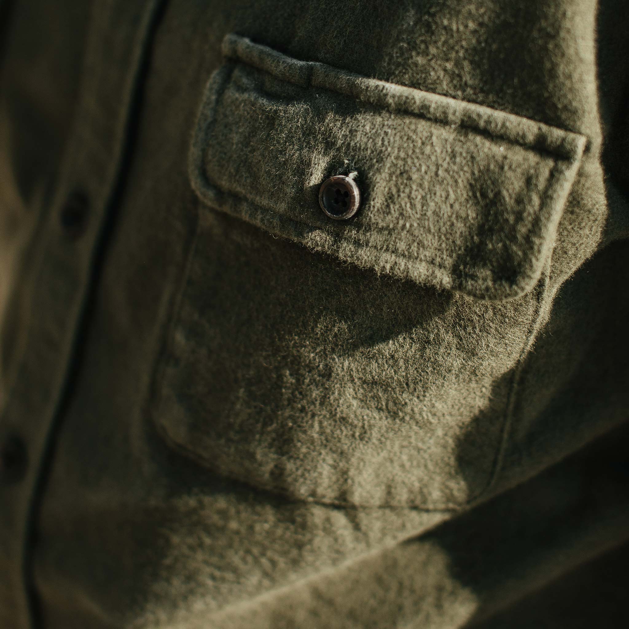 The Yosemite Shirt in Hunter - Image 5