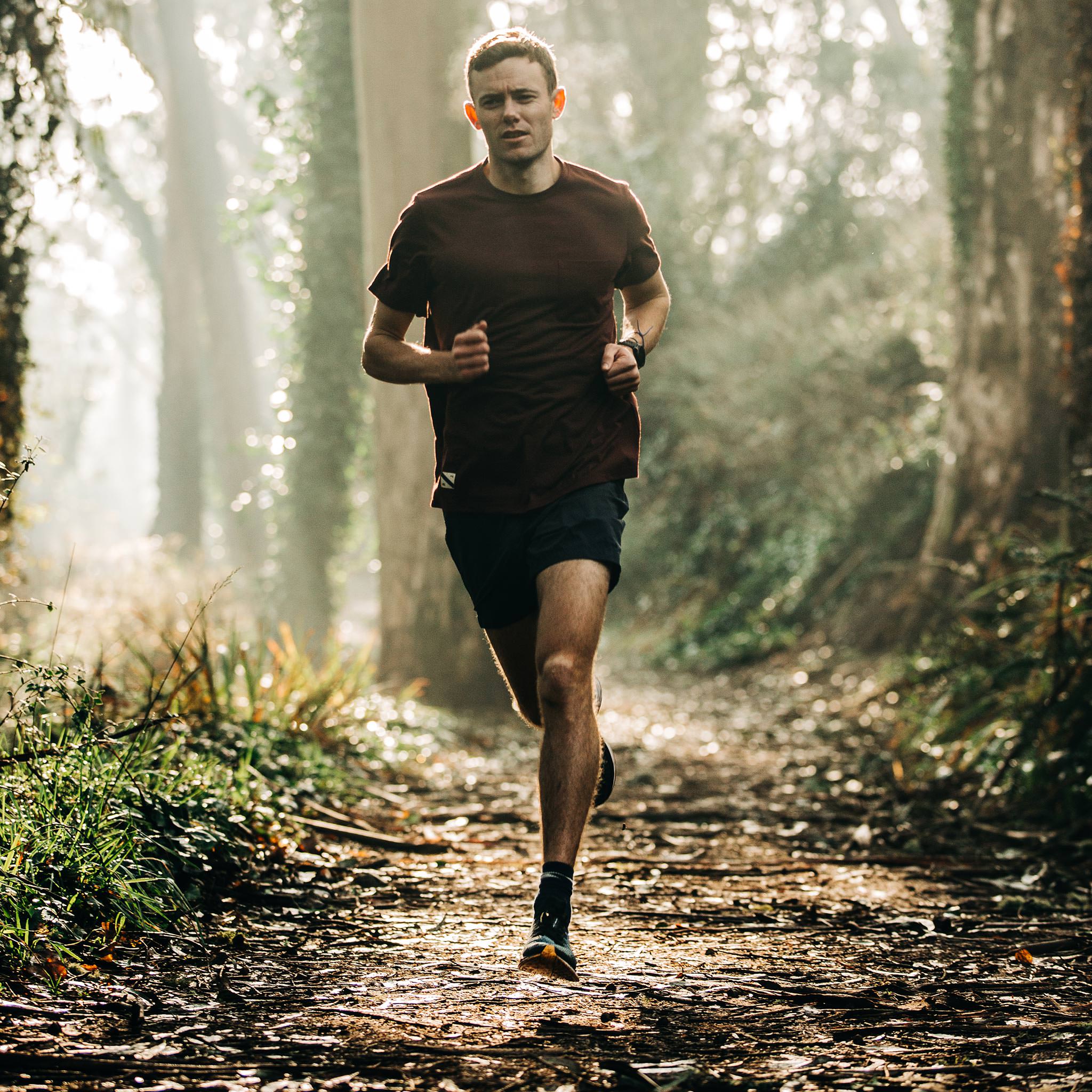 The Traverse Short in Navy - Image 2