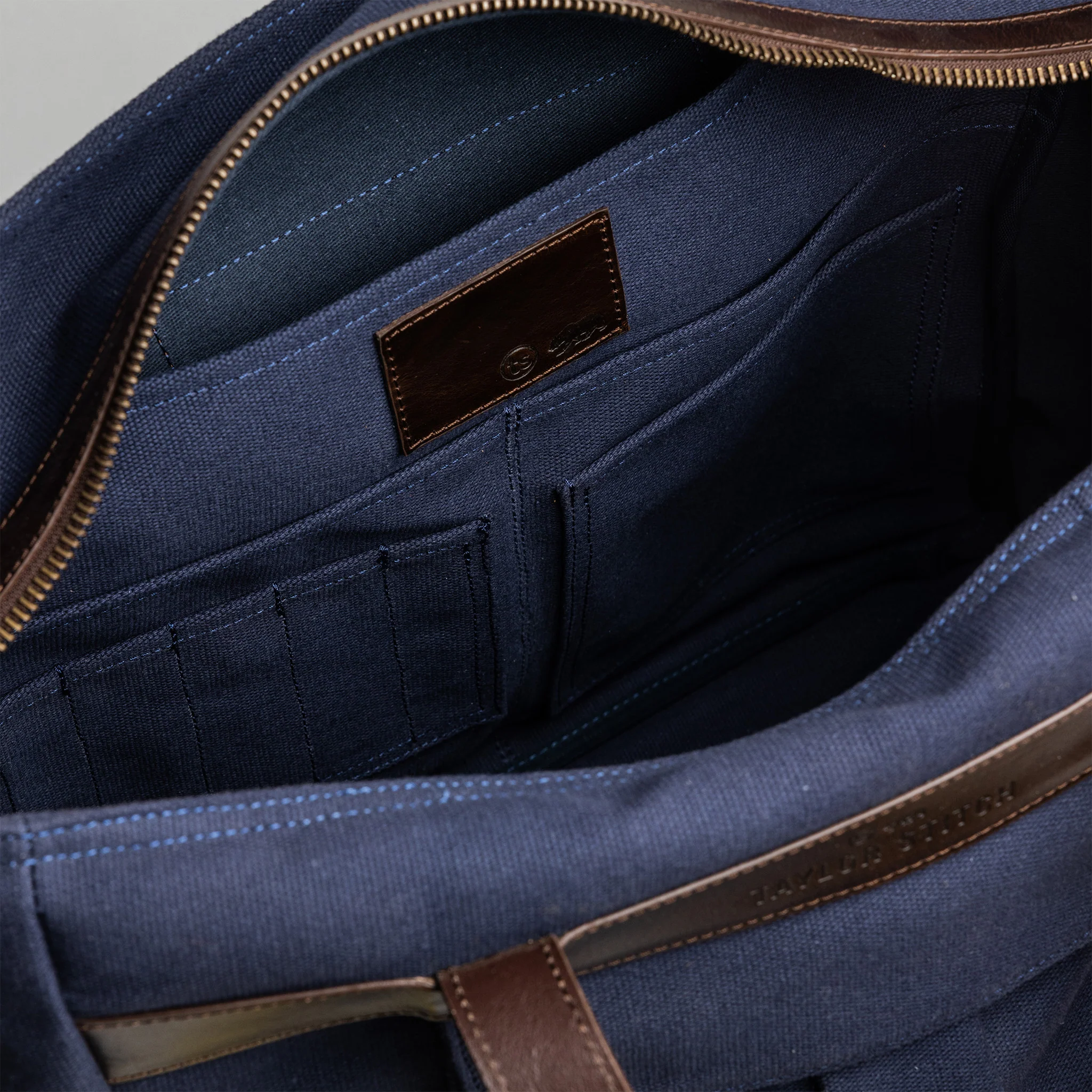 The Utility Bag in Navy - Image 4