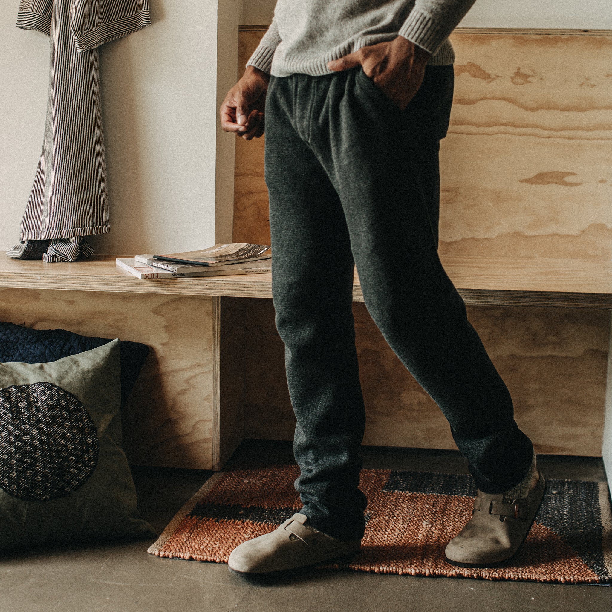 The Weekend Pant in Coal Double Knit - Image 2