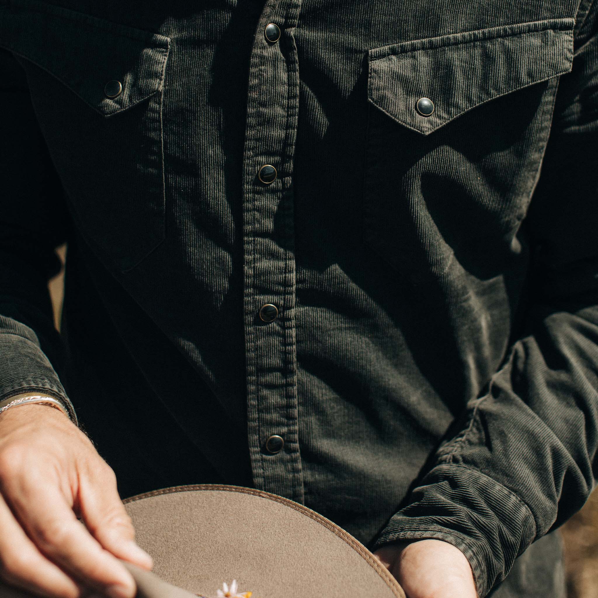 The Western Shirt in Coal Pincord - Image 4