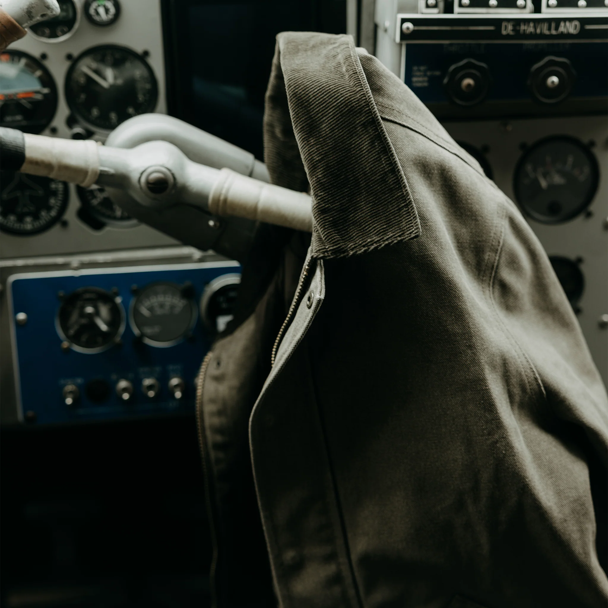 The Workhorse Jacket in Stone Chipped Canvas - Image 5